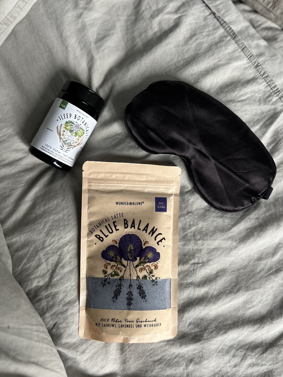 Wunderblume - Sleep Bundle Supplement Sleep Botanical Schlafmaske Ebook Blue Balance Bett Schlafen 1 Wunderblume - Sleep Bundle Supplement Sleep Botanical Schlafmaske Ebook Blue Balance Bett Schlafen 1